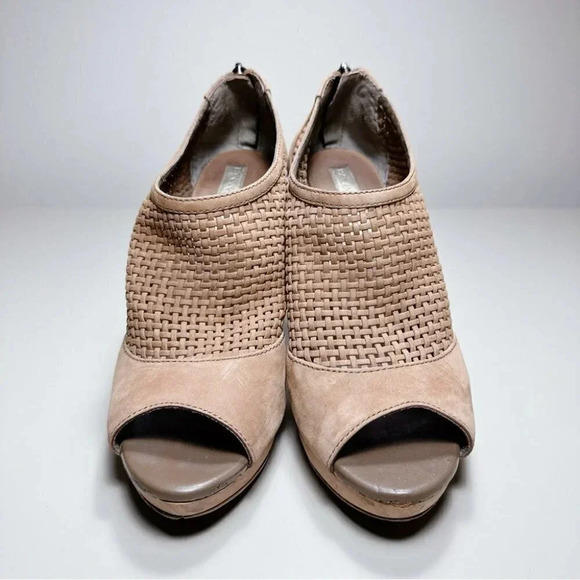 Banana Republic Leather Peep Toe Woven Wooden Heel  Brow Booties - Picture 3 of 13